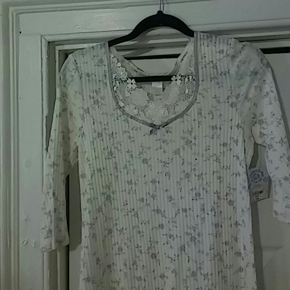 Night gown